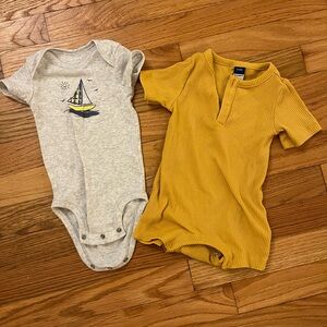 Pair of 6 month bodysuits